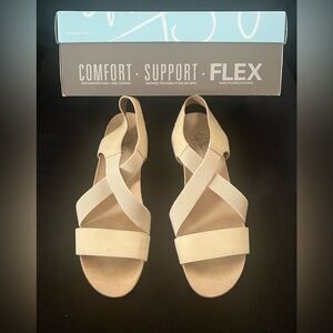 Life Stride Tan Crisscross Sandals